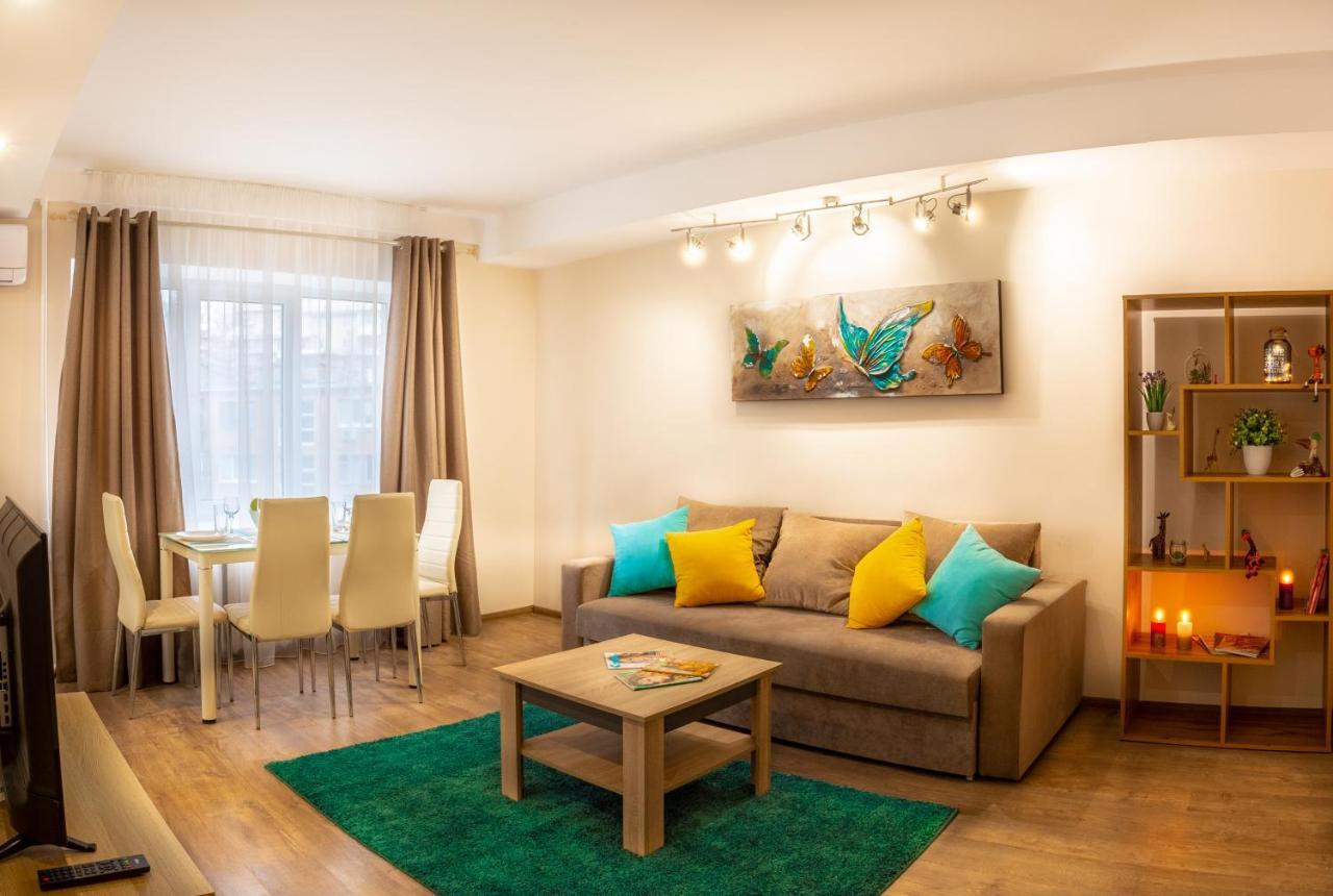 Квартира возле дворца Украина и ТРЦ Ocean Plaza Киев Экстерьер фото